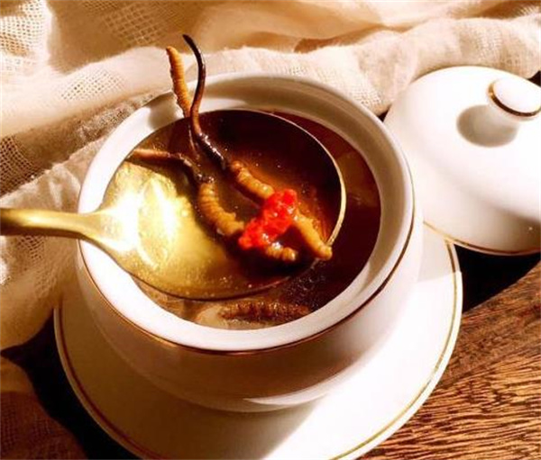冬蟲(chóng)夏草和高山茶怎么搭配泡茶？