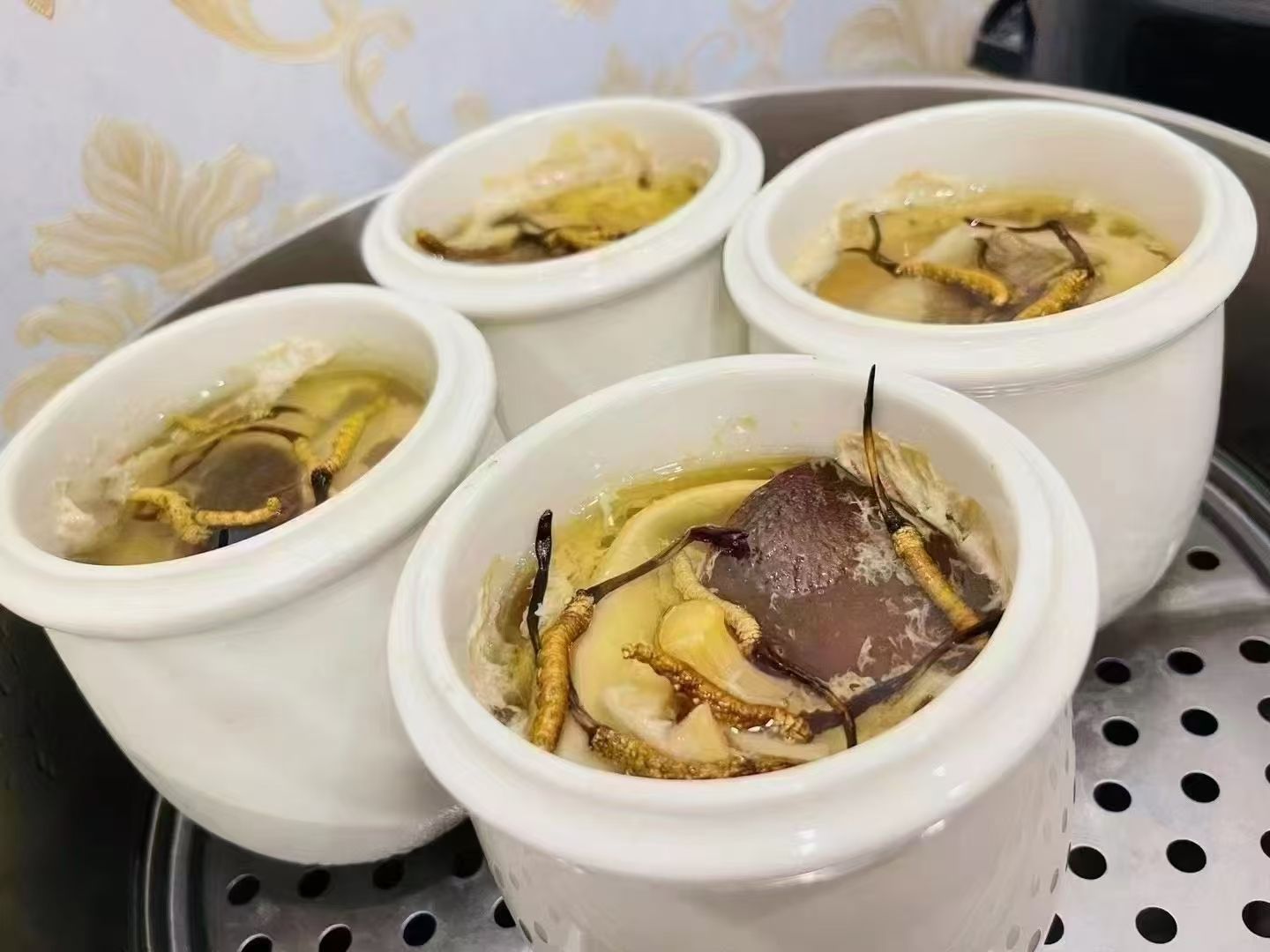 冬蟲夏草燉什么最好？5種黃金搭配讓滋補(bǔ)效果翻倍